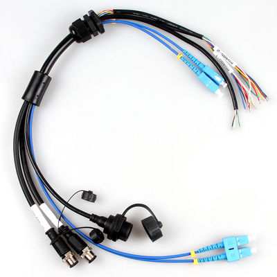 Lắp ráp cáp khai thác dây chống nước hàng không vũ trụ M12 + USB Female + Cáp quang