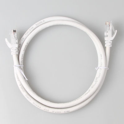 Dây vá UTP Cat6 màu trắng Áo khoác 24AWG 7 / 0.2 PVC LSZH có đầu nối RJ45