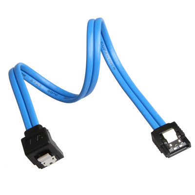 Màu xanh da trời Cáp SATA 3 6GB S thực tế có chốt khóa thẳng đến phích cắm 90 độ